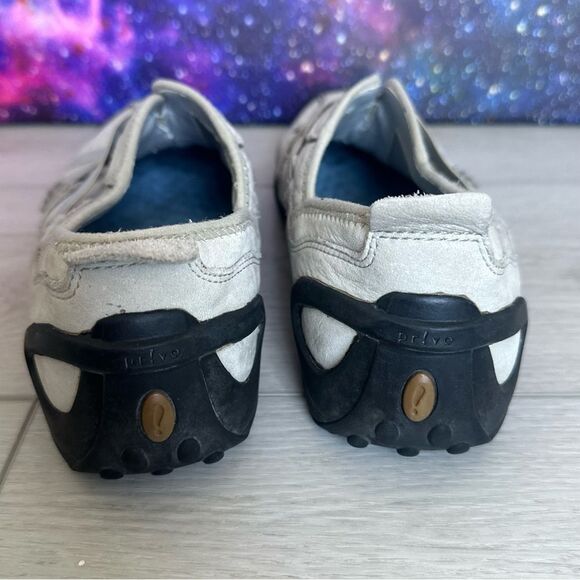 Privo By Clarks Shoes Slip On Leather Criss Cross Sneakers Womens Sz 7.5 - Picture 4 of 9